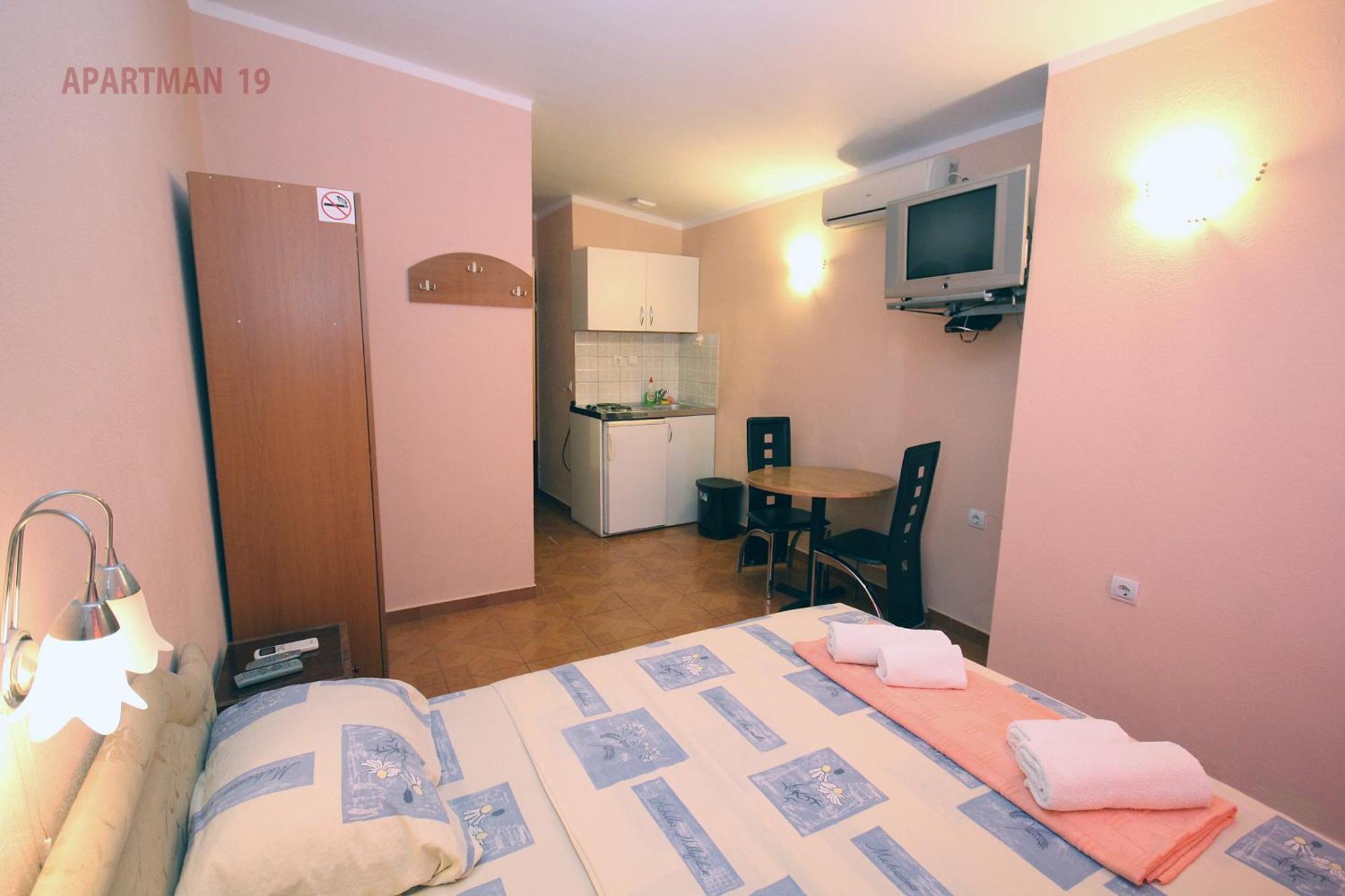 Apartments Kojic Bar Room photo