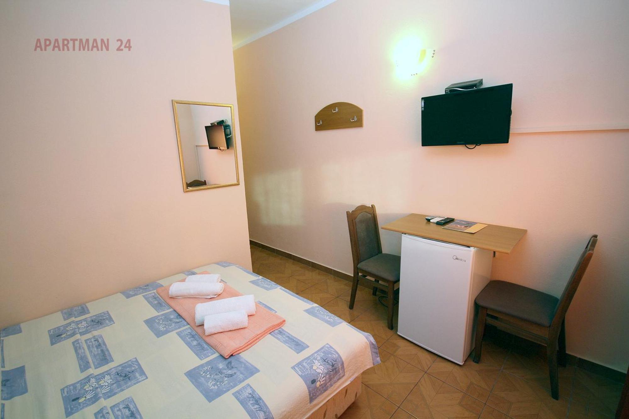 Apartments Kojic Bar Room photo