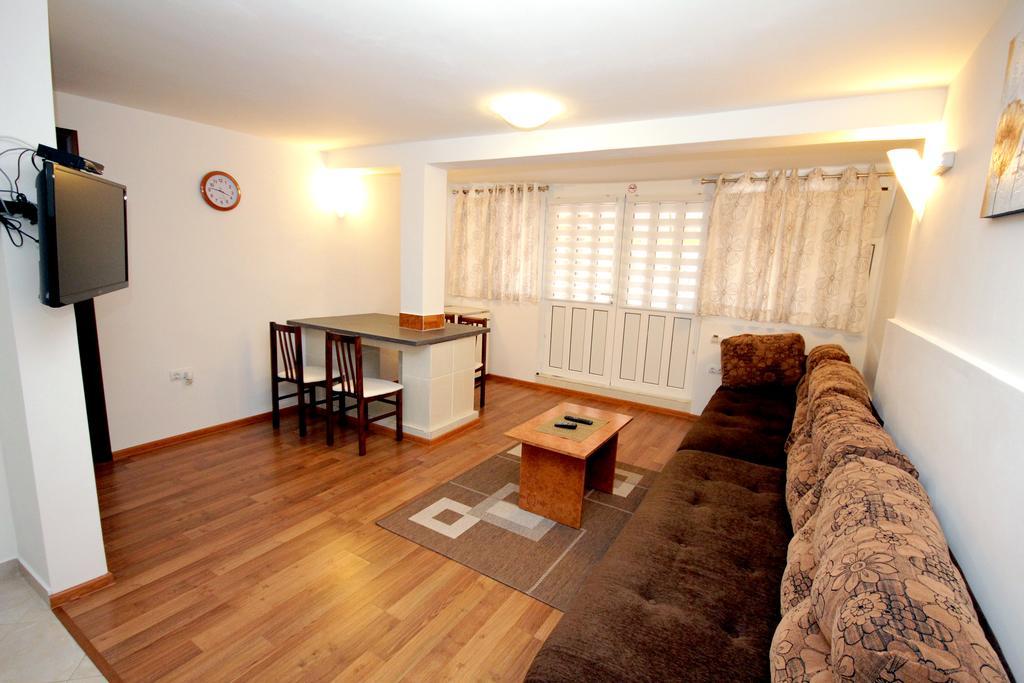 Apartments Kojic Bar Exterior photo